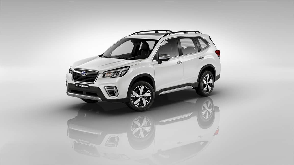 Subaru_Forester_Crystal_White_Pearl